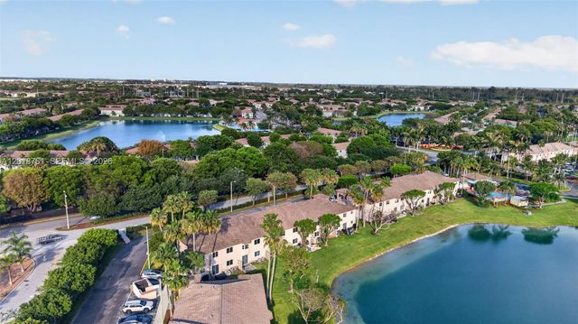 2600 SE 12th Pl 203, Homestead, FL 33035