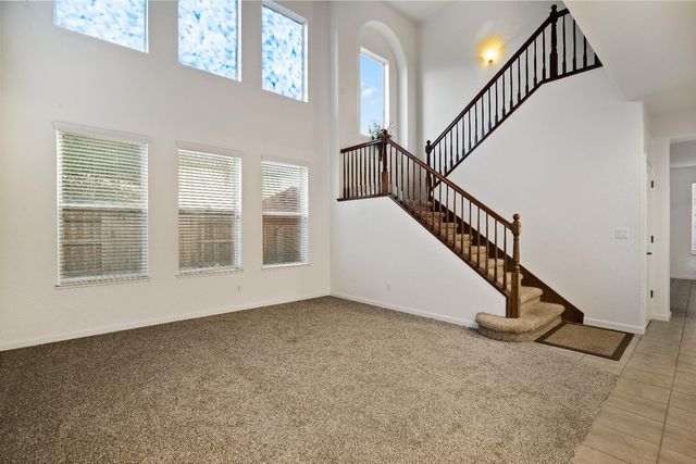 2775 Glow Rd, Riverbank, CA 95367