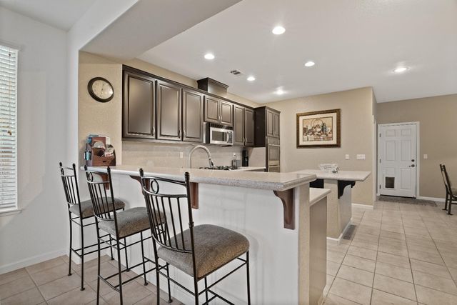 2775 Glow Rd, Riverbank, CA 95367