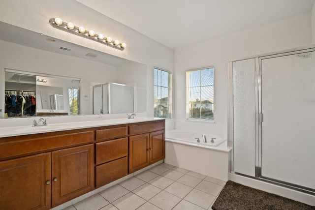 2775 Glow Rd, Riverbank, CA 95367