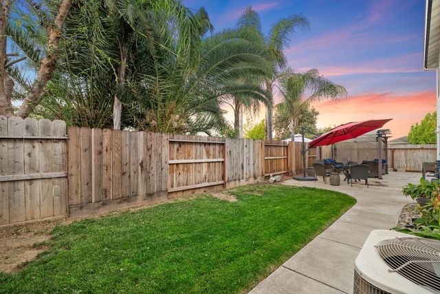 2775 Glow Rd, Riverbank, CA 95367