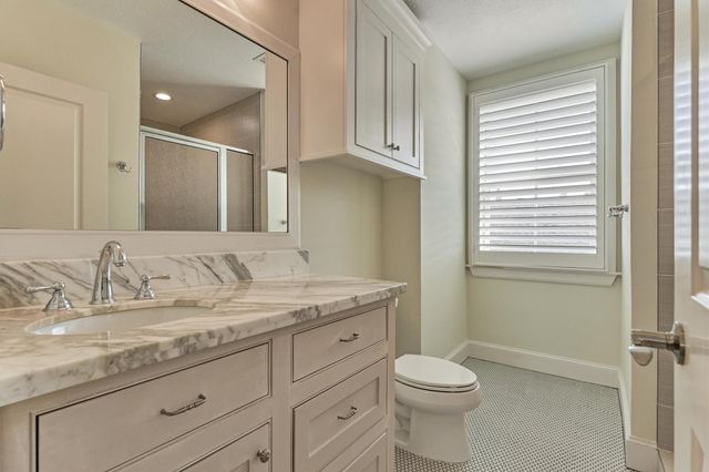 22 E Shore Drive, The Woodlands, TX 77380