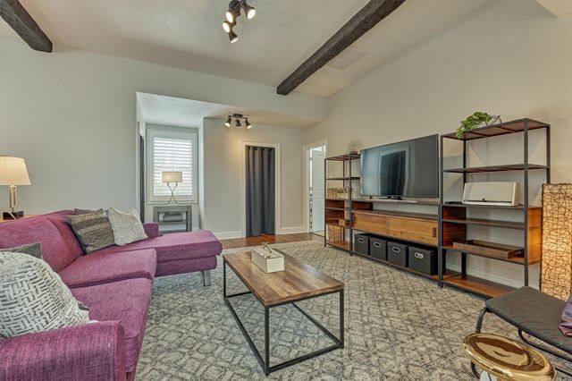 22 E Shore Drive, The Woodlands, TX 77380