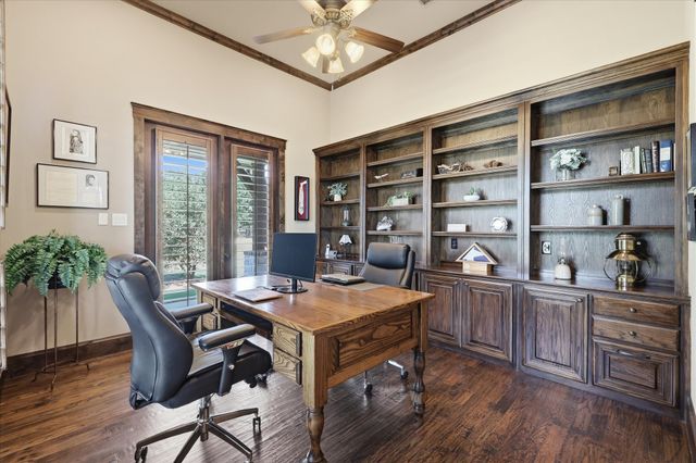 800 Stonewood Boulevard, Bartonville, TX 76226