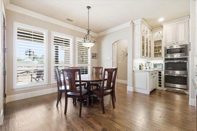 800 Stonewood Boulevard, Bartonville, TX 76226