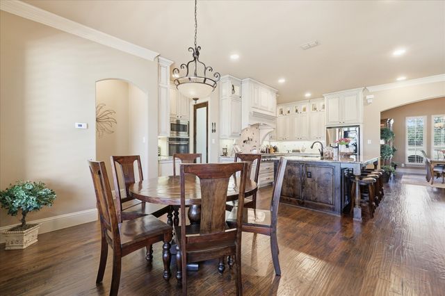 800 Stonewood Boulevard, Bartonville, TX 76226
