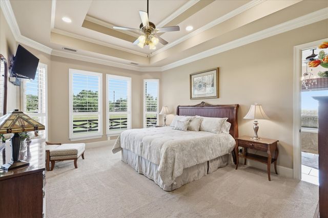 800 Stonewood Boulevard, Bartonville, TX 76226