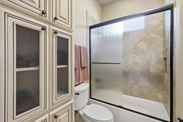 800 Stonewood Boulevard, Bartonville, TX 76226