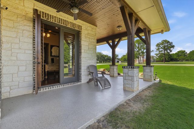 800 Stonewood Boulevard, Bartonville, TX 76226