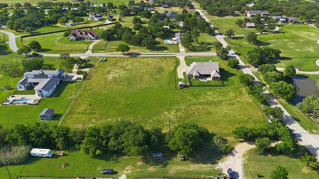 800 Stonewood Boulevard, Bartonville, TX 76226