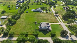 800 Stonewood Boulevard, Bartonville, TX 76226