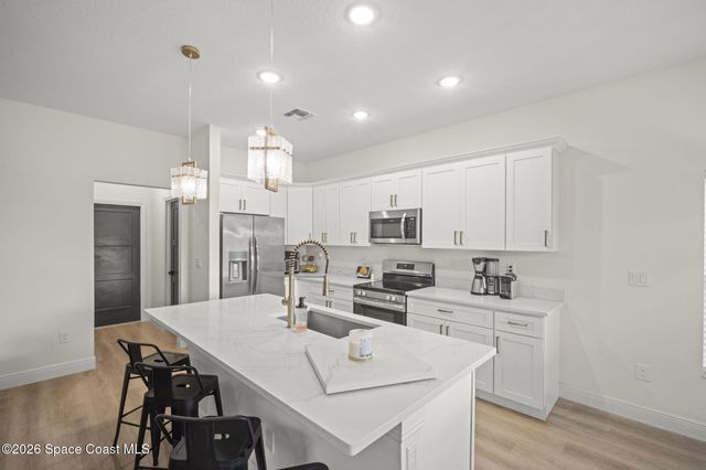 8336 100th Avenue, Vero Beach, FL 32967