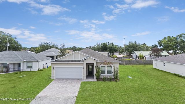 8336 100th Avenue, Vero Beach, FL 32967