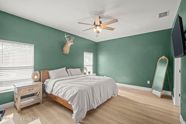 8336 100th Avenue, Vero Beach, FL 32967