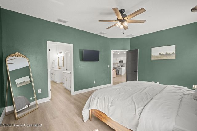 8336 100th Avenue, Vero Beach, FL 32967