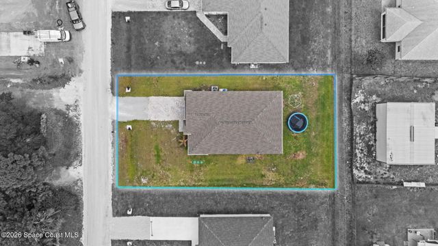 8336 100th Avenue, Vero Beach, FL 32967