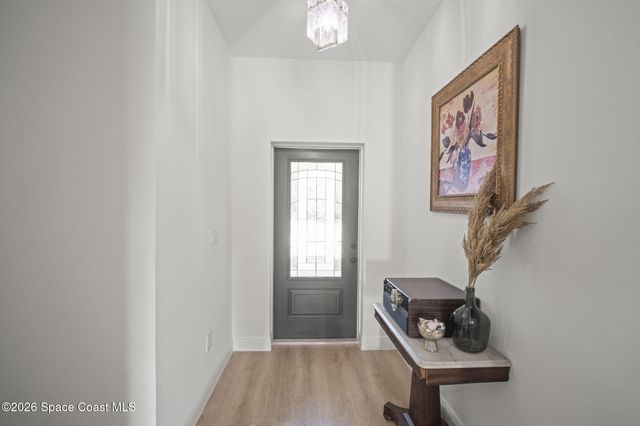 8336 100th Avenue, Vero Beach, FL 32967