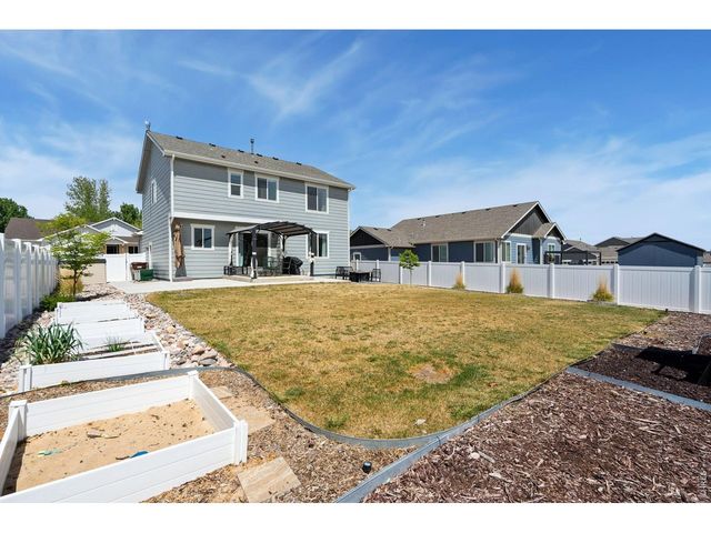 1649 Northcroft Dr, Windsor, CO 80550