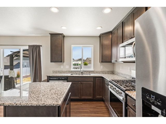 1649 Northcroft Dr, Windsor, CO 80550