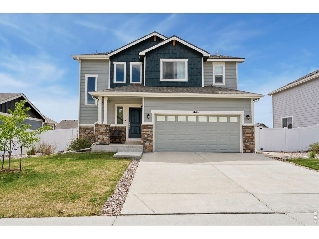 1649 Northcroft Dr, Windsor, CO 80550