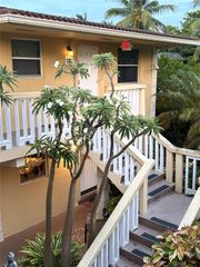 811 NE 14th Place 6, Fort Lauderdale, FL 33304
