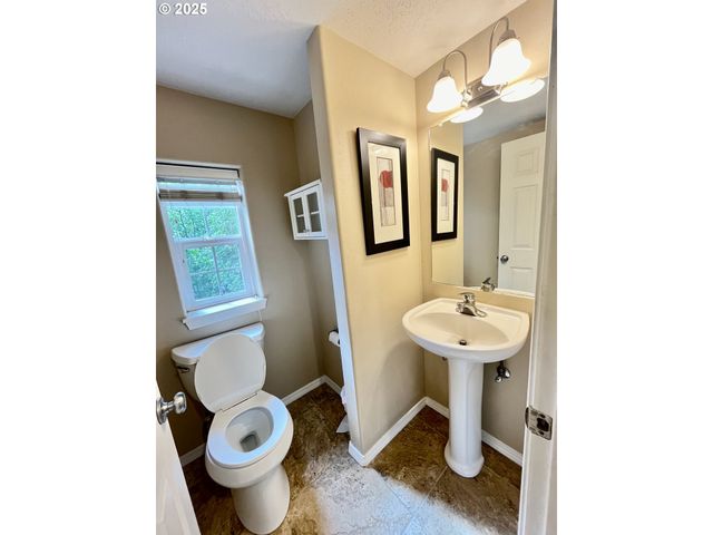 15460 BRIANNE Ct, Lake Oswego, OR 97035