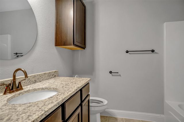 2735 W Washington Street, Denison, TX 75020