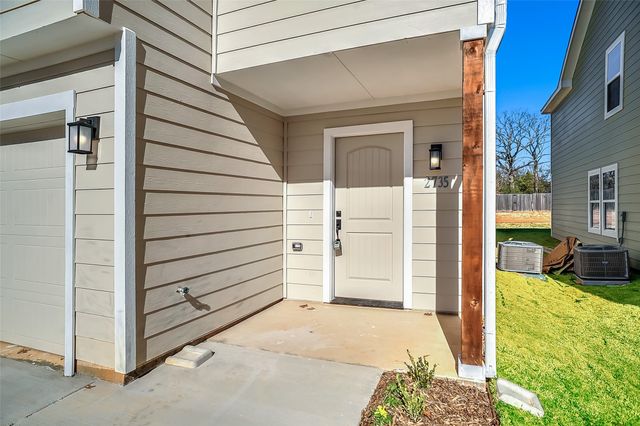 2735 W Washington Street, Denison, TX 75020