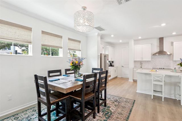 798 46TH AVENUE N, St Petersburg, FL 33703