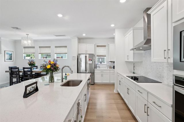 798 46TH AVENUE N, St Petersburg, FL 33703