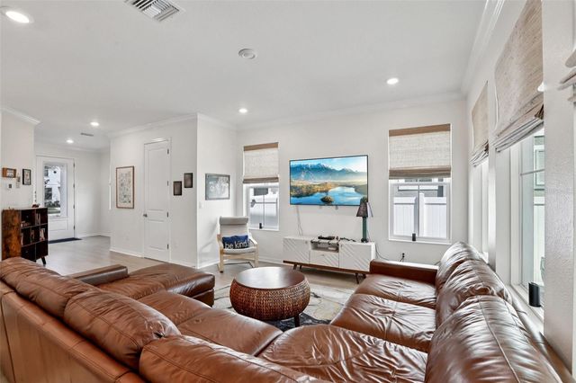 798 46TH AVENUE N, St Petersburg, FL 33703