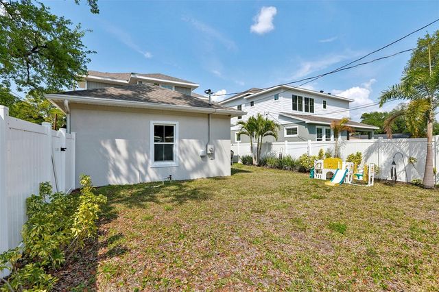 798 46TH AVENUE N, St Petersburg, FL 33703