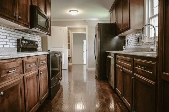 254 Shane Lee Cir, Dover, TN 37058