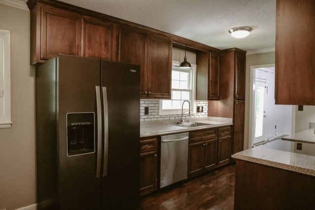 254 Shane Lee Cir, Dover, TN 37058