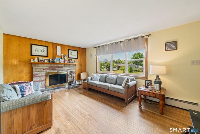 21 Windham Road, Bristol, CT 06010