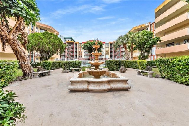 1750 W 46th St 433, Hialeah, FL 33012