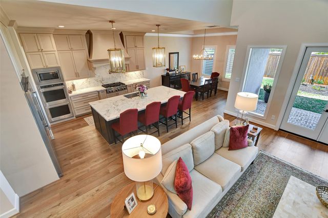 1746 Spring View, Friendswood, TX 77546