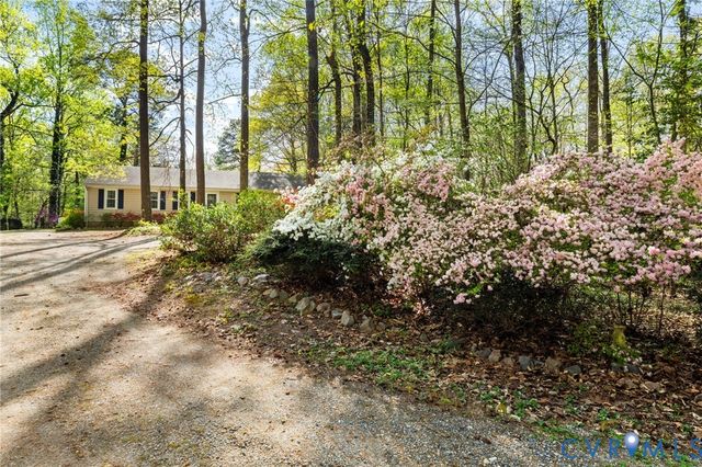 7379 Flannigan Mill Rd, Mechanicsville, VA 23111