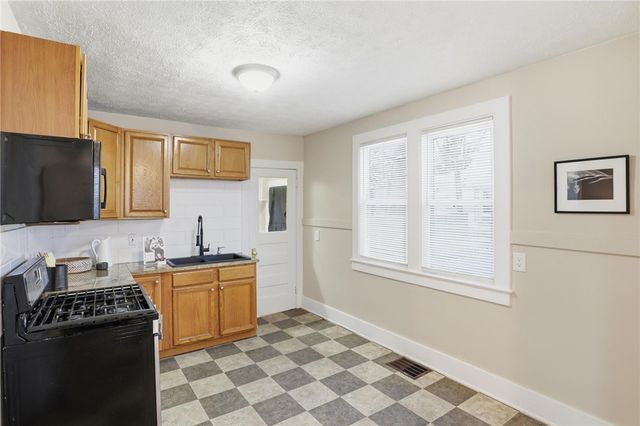 182 Cottage Street, Rochester, NY 14608