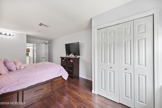 29 English Club Drive, Englishtown, NJ 07726