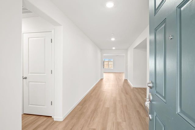 5121 E Audrie Avenue, Fresno, CA 93725