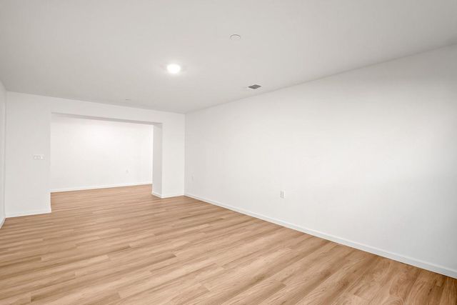 5121 E Audrie Avenue, Fresno, CA 93725