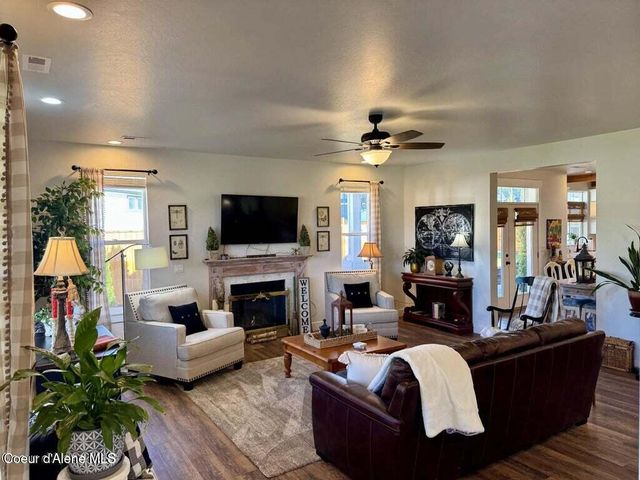 484 E Paintbrush AVE, Hayden Lake, ID 83835