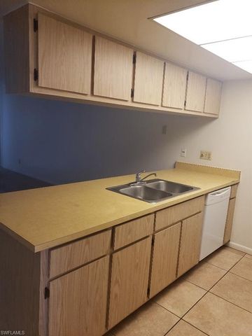 3823 SE 11th PL 6, Cape Coral, FL 33904