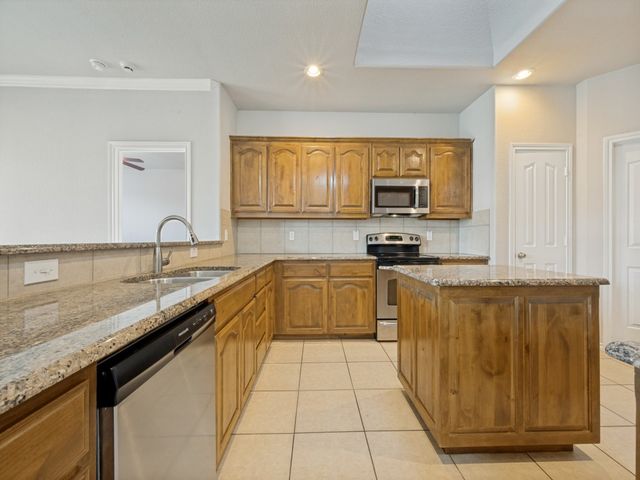 3213 Hornbeam Street, Denton, TX 76226