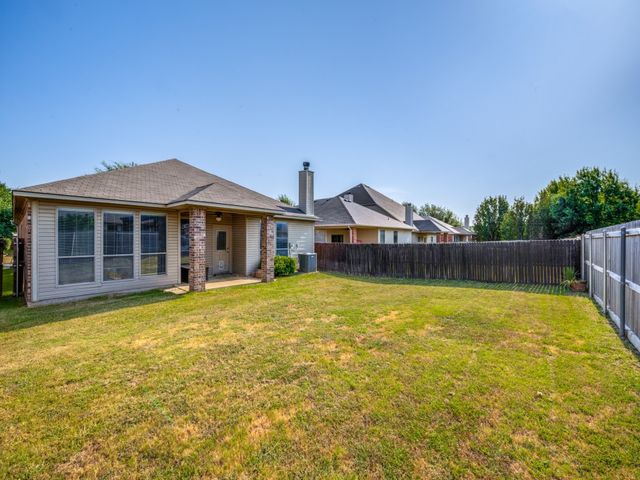 3213 Hornbeam Street, Denton, TX 76226