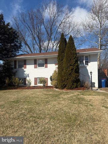 801 S HOGA ST, Sterling, VA 20164