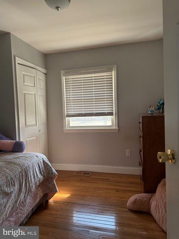 801 S HOGA ST, Sterling, VA 20164