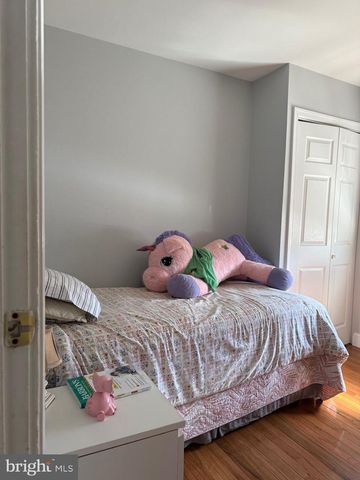 801 S HOGA ST, Sterling, VA 20164