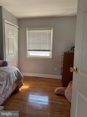 801 S HOGA ST, Sterling, VA 20164